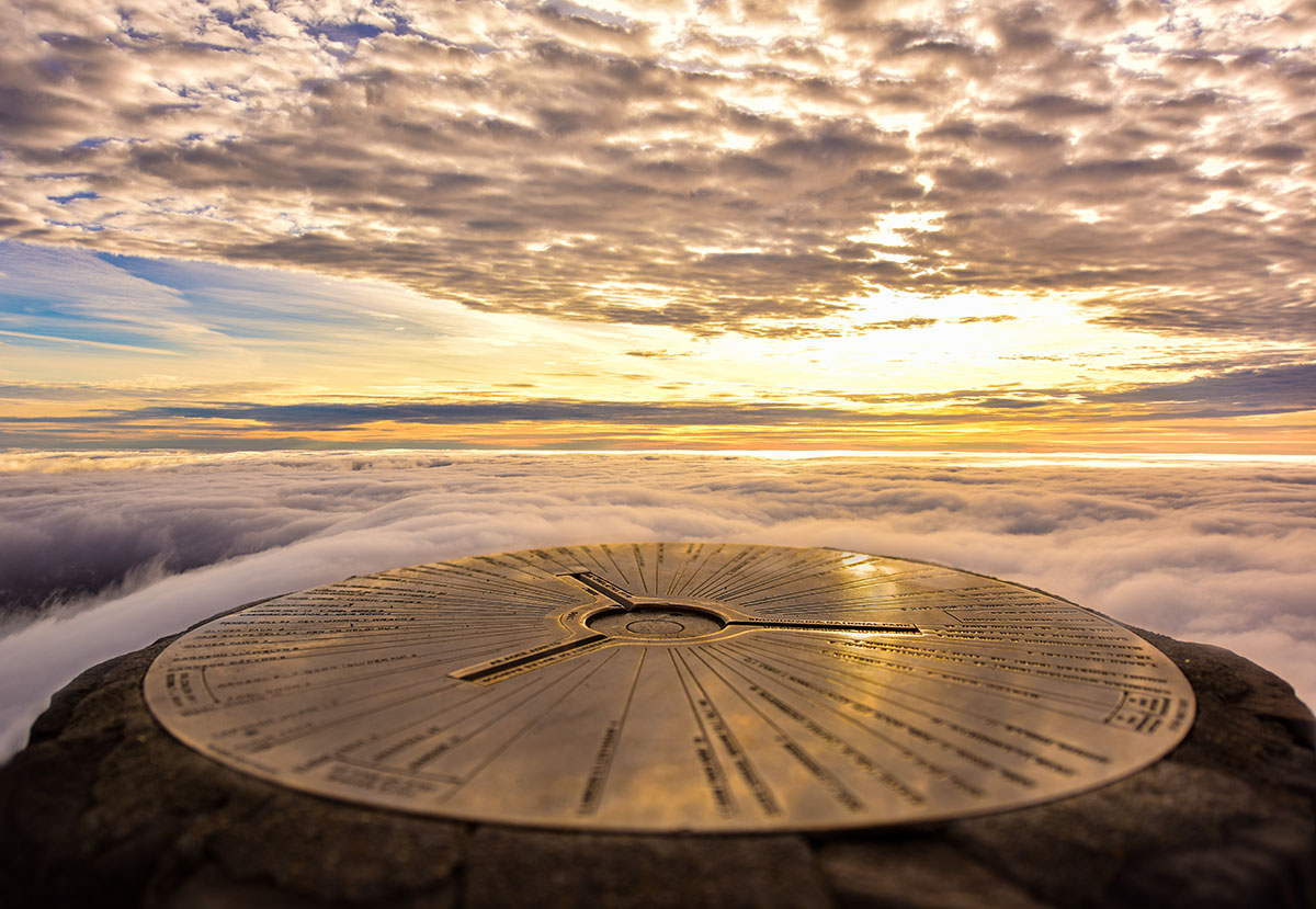 Sunrise on snowdon 1